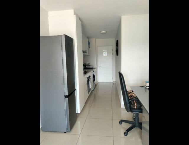 2 BEDROOM APARTMENT FOR SALE IN UMHLANGA RIDGE